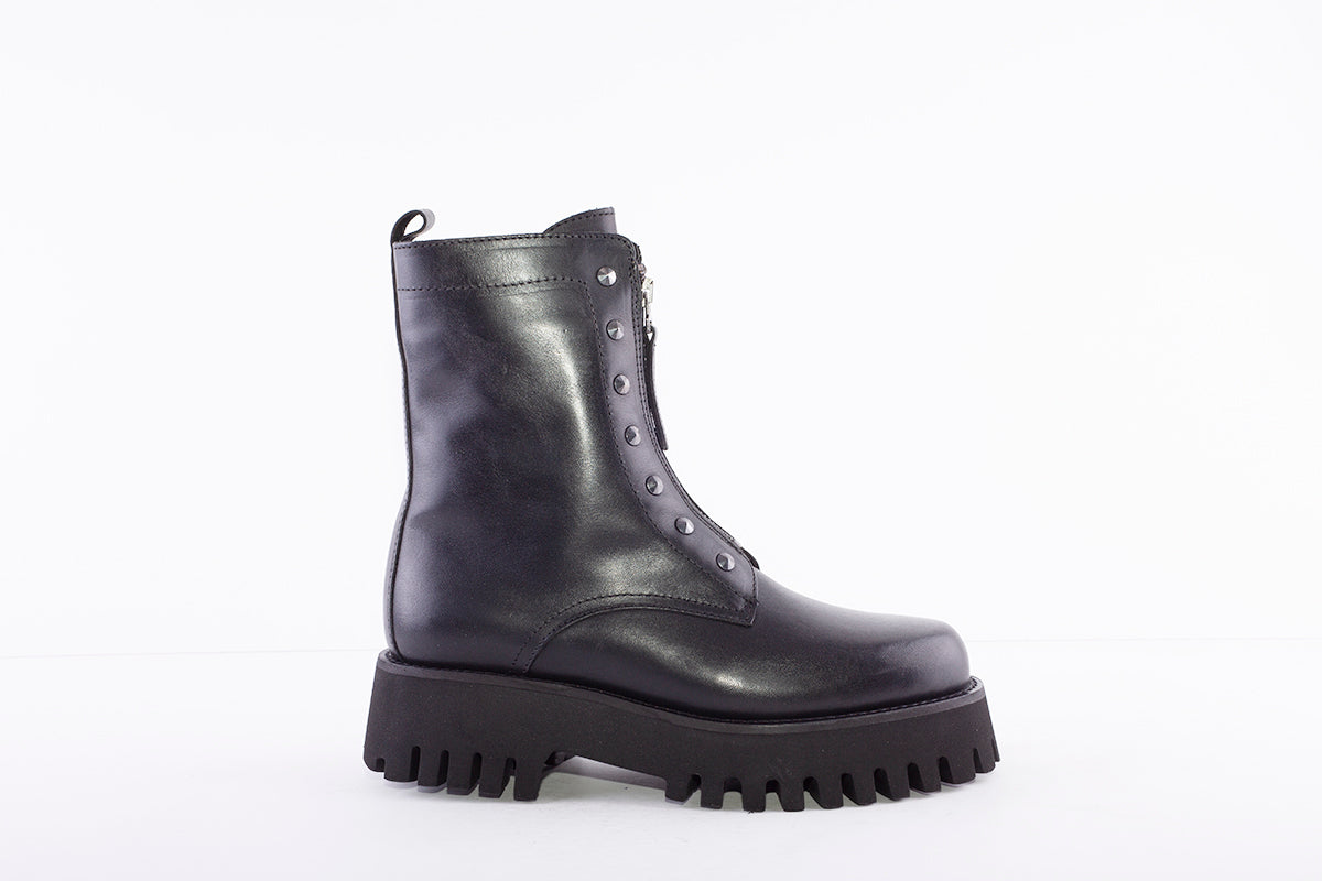 ALPE - 2106 CHUNKY ZIP ANKLE BOOT - BLACK LEATHER