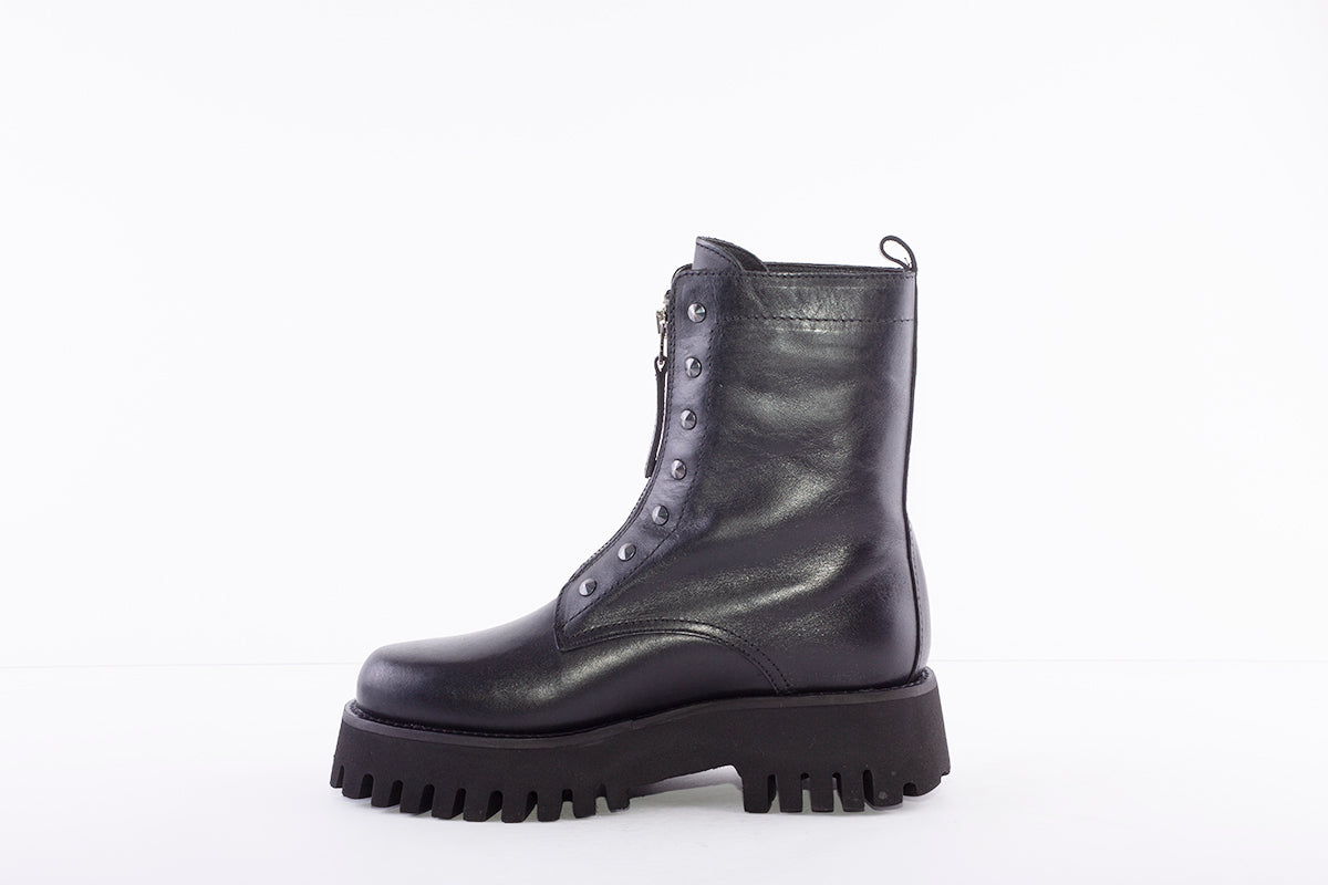 ALPE - 2106 CHUNKY ZIP ANKLE BOOT - BLACK LEATHER
