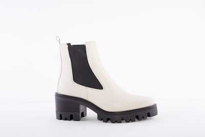 ALPE - 2034 MEDIUM BLOCK HEEL GUSSET ANKLE BOOT - CREAM