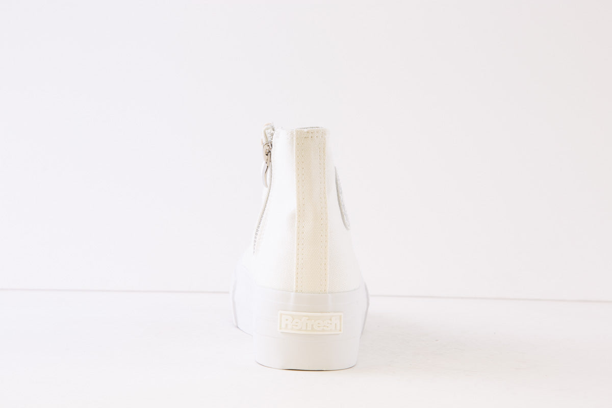REFRESH - 170836 LACED CANVAS ANKLE BOOT WITH ZIP - WHITE/SILVER