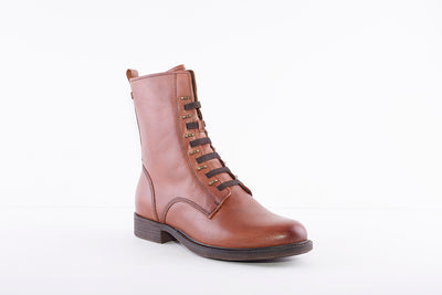 TAMARIS - 25101-305 FLAT LACED ANKLE BOOT - TAN