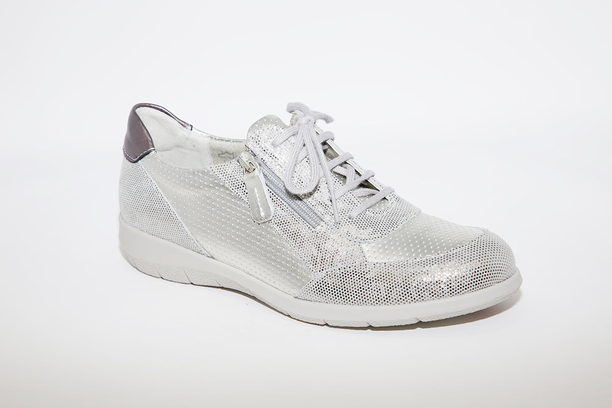 SUAVE - FLAT LACED CASUAL SHOE - SILVER MULTI