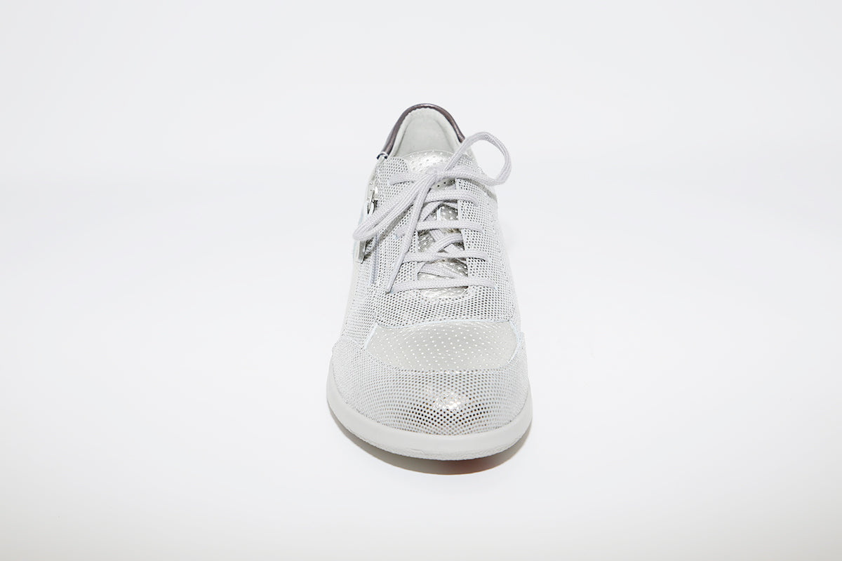 SUAVE - FLAT LACED CASUAL SHOE - SILVER MULTI