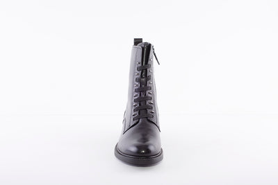 TAMARIS - 25101-001 FLAT LACED ANKLE BOOT - BLACK