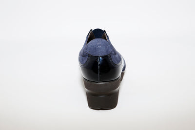 SOFTWAVES - 4.81.02 MEDIUM WEDGE SLIP-ON SHOE - NAVY