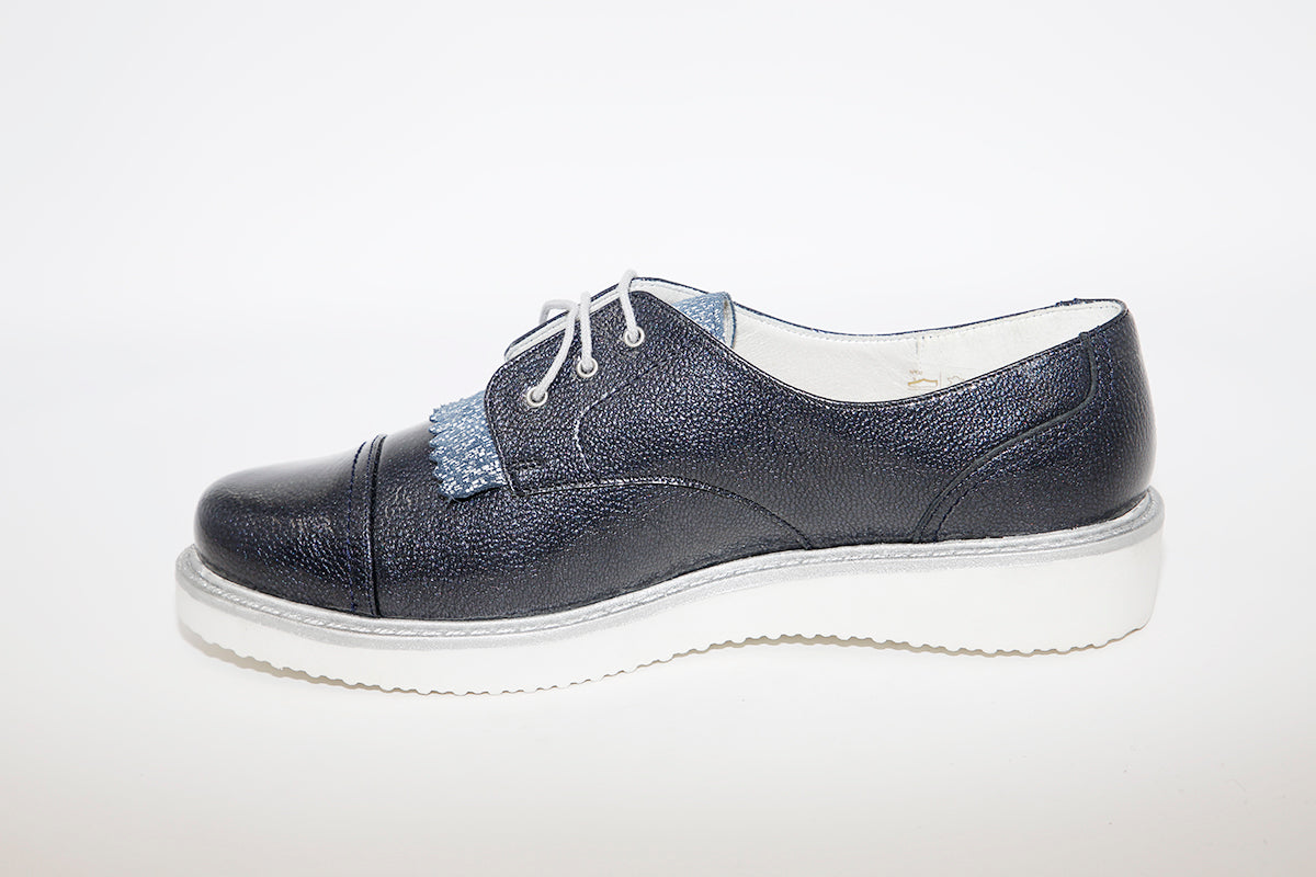 INEA - FELINE FLAT LACED SHOE - NAVY PATENT