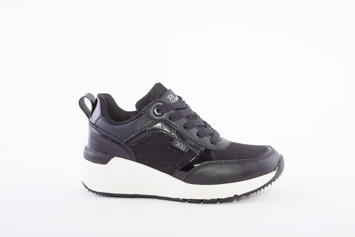 XTI - 43122 LACED WEDGE FASHION TRAINER - BLACK COMBI
