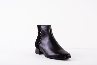 REGARDE LE CIEL THEA-01  MEDIUM SUEDE HEEL ANKLE BOOT - BLACK LEATHER/SUEDE