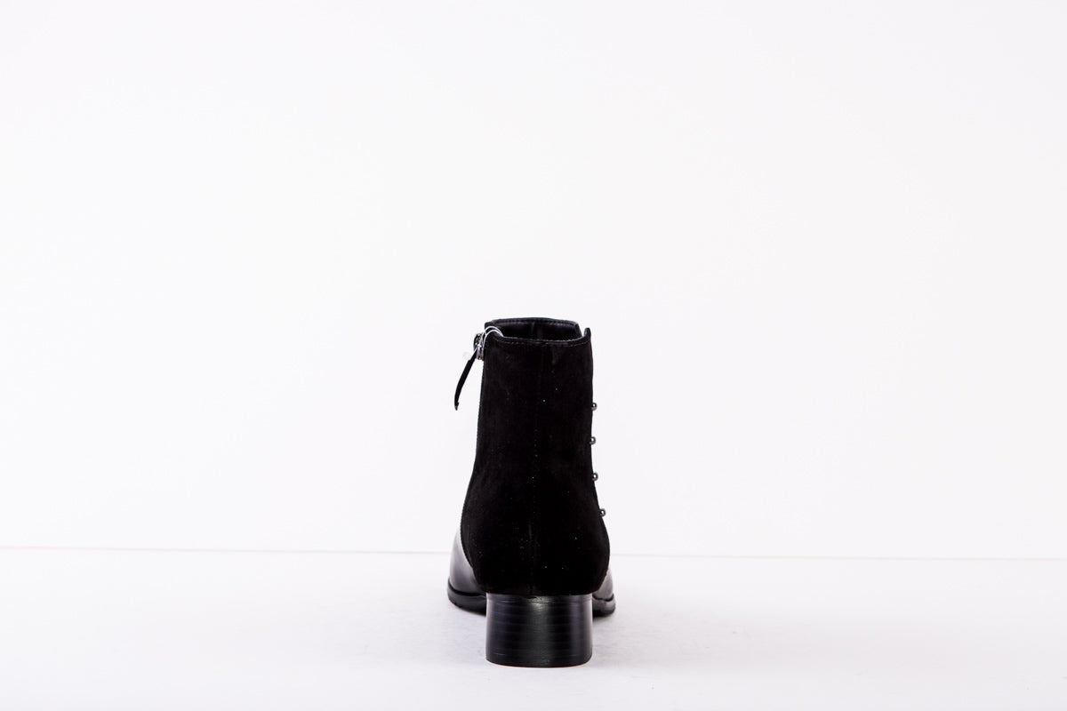 REGARDE LE CIEL THEA-01  MEDIUM SUEDE HEEL ANKLE BOOT - BLACK LEATHER/SUEDE