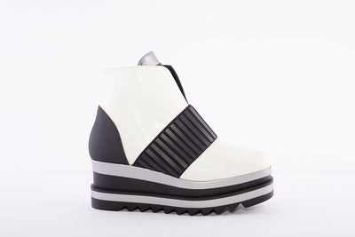 MARCO MOREO - A207 CHUNKY FASHION ANKLE BOOT - CREAM/BLACK