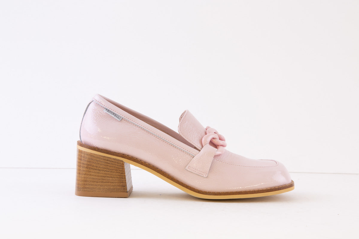MARCO MOREO - D2061 JKK BLOCK HEEL LOAFER - PINK PATENT