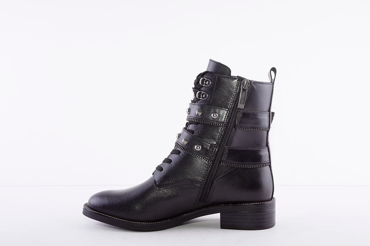 TAMARIS - 25134 LOW BLOCK HEEL LACE STUDDED STRAP ANKLE BOOT - BLACK LEATHER