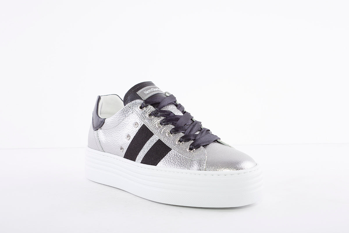 NeroGiardini - I013370D  FLATFORM LACED FASHION SHOE - SILVER/BLACK