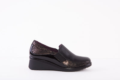 PITILLOS 1621 WEDGE COMFORT SHOE - BLACK