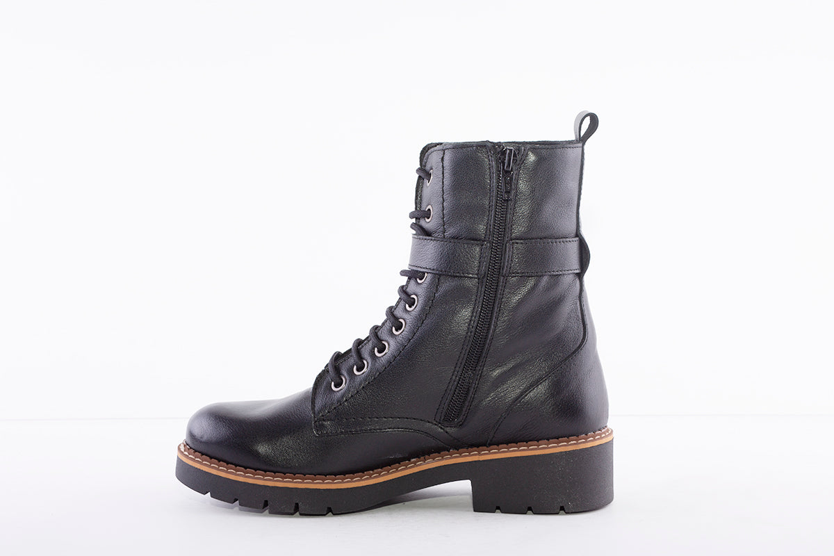 MARIA JAEN - 3042 LOW HEEL LACE (ZIP) FASHION ANKLE BOOT - BLACK LEATHER