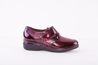 PITILLOS 1611VELCRO SHOE - WINE PATENT