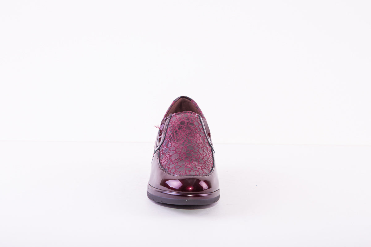 PITILLOS 1610 SLIP-ON COMFORT SHOE - WINE