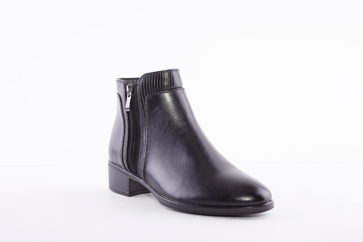SUSST - GEMMA 21 LOW HEEL FASHION ANKLE BOOT - BLACK