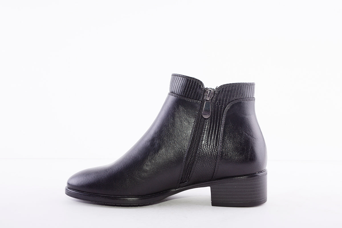 SUSST - GEMMA 21 LOW HEEL FASHION ANKLE BOOT - BLACK