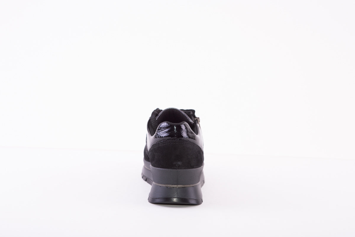 IGI&CO 2673500 LACED FASHION TRAINER - BLACK/BLACK PATENT