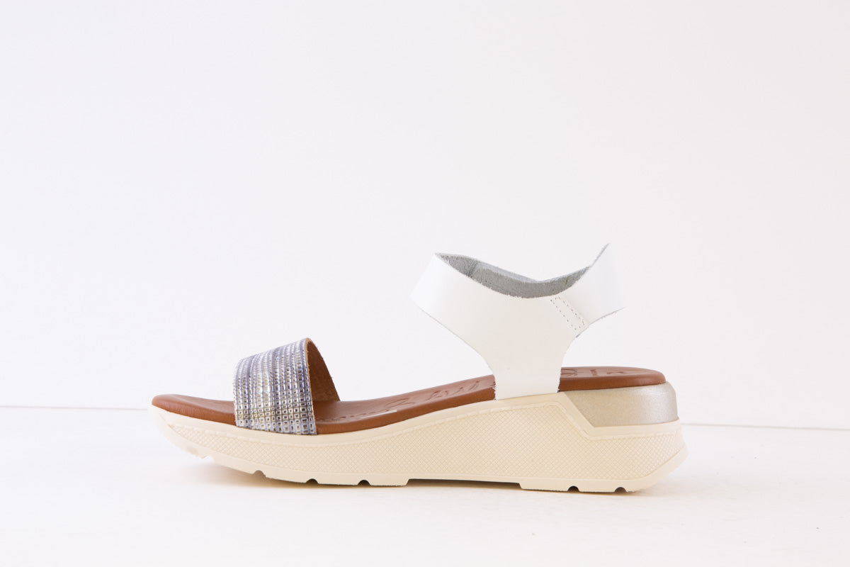 OH MY SANDALS - 5189 LOW WEDGE SANDAL - SILVER/WHITE