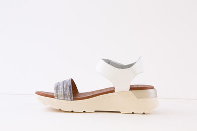 OH MY SANDALS - 5189 LOW WEDGE SANDAL - SILVER/WHITE