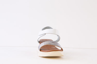 OH MY SANDALS - 5189 LOW WEDGE SANDAL - SILVER/WHITE