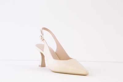 LODI - JUCO MEDIUM HEEL SLING-BACK SHOE - CREAM LEATHER
