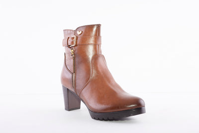 SUSST - HUDSON21 HIGH HEEL FASHION BUCKLE/ZIP ANKLE BOOT - TAN