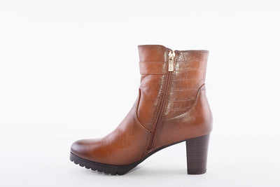 SUSST - HUDSON21 HIGH HEEL FASHION BUCKLE/ZIP ANKLE BOOT - TAN
