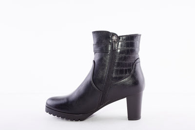 SUSST - HUDSON21 HIGH HEEL FASHION BUCKLE/ZIP ANKLE BOOT - BLACK