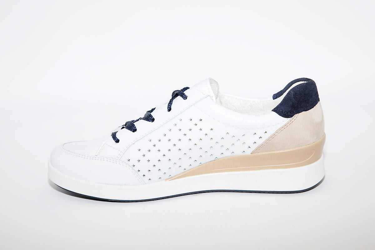 LDS LACED COMFORT SHOE - WHITE