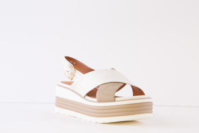 REGARDE LE CIEL - SHEYLA-04 PLATFORM SANDAL - WHITE/TAUPE