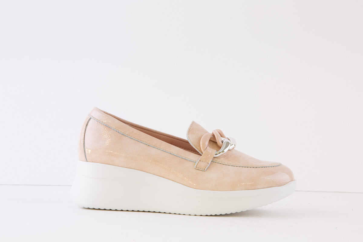 CALLAGHAN - 30019 LOW WEDGE SLIP-ON SHOE WITH CHAIN DETAIL - NUDE