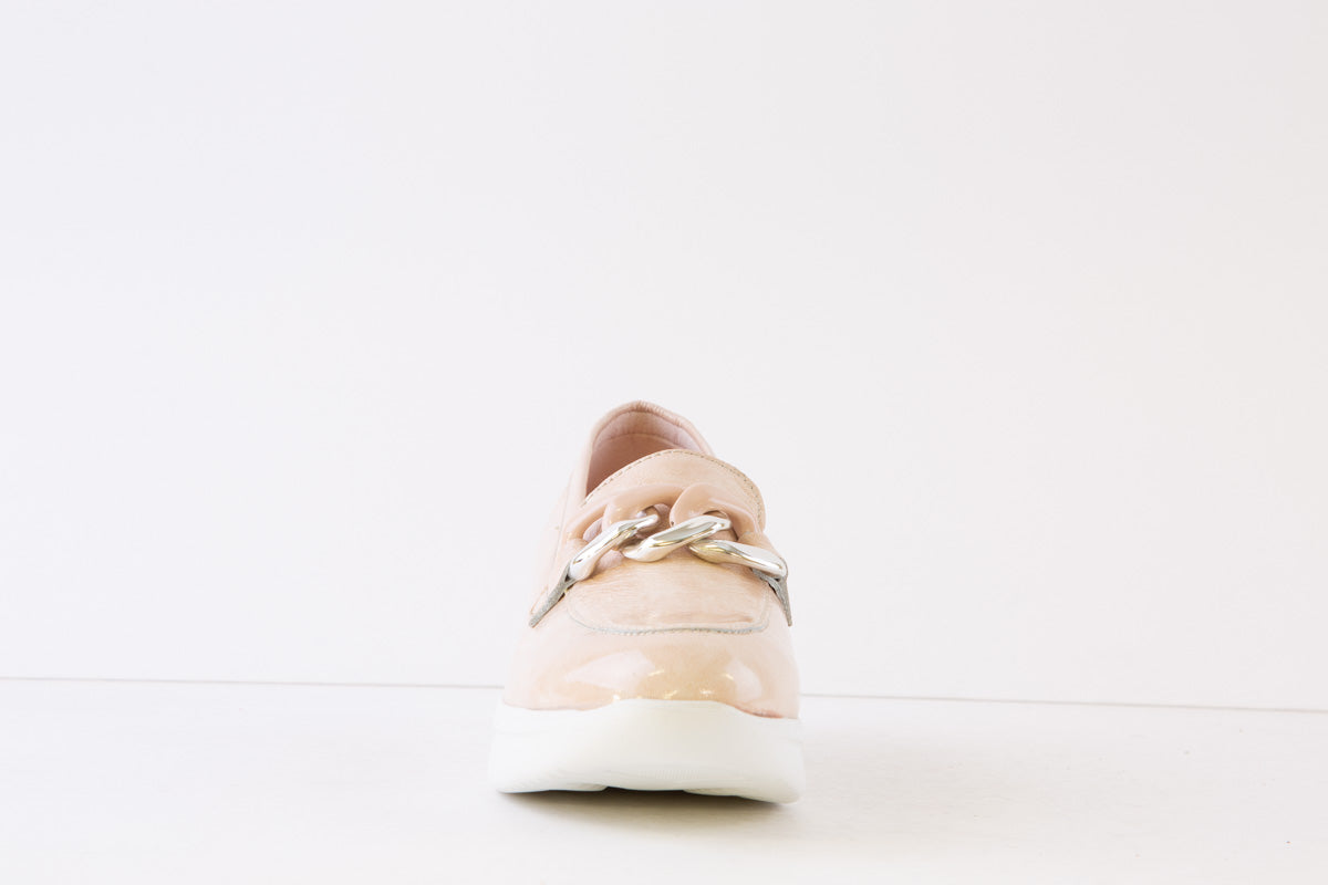 CALLAGHAN - 30019 LOW WEDGE SLIP-ON SHOE WITH CHAIN DETAIL - NUDE