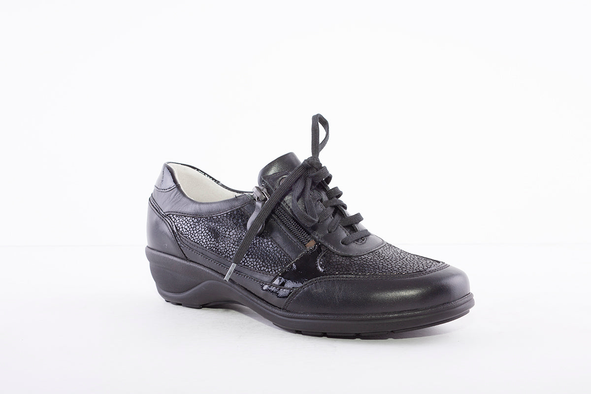 WALDLAUFER - 305006 HAGA-LACED WALKING SHOE - BLACK
