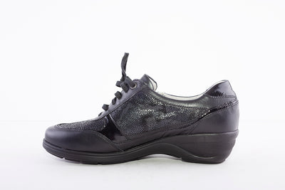 WALDLAUFER - 305006 HAGA-LACED WALKING SHOE - BLACK