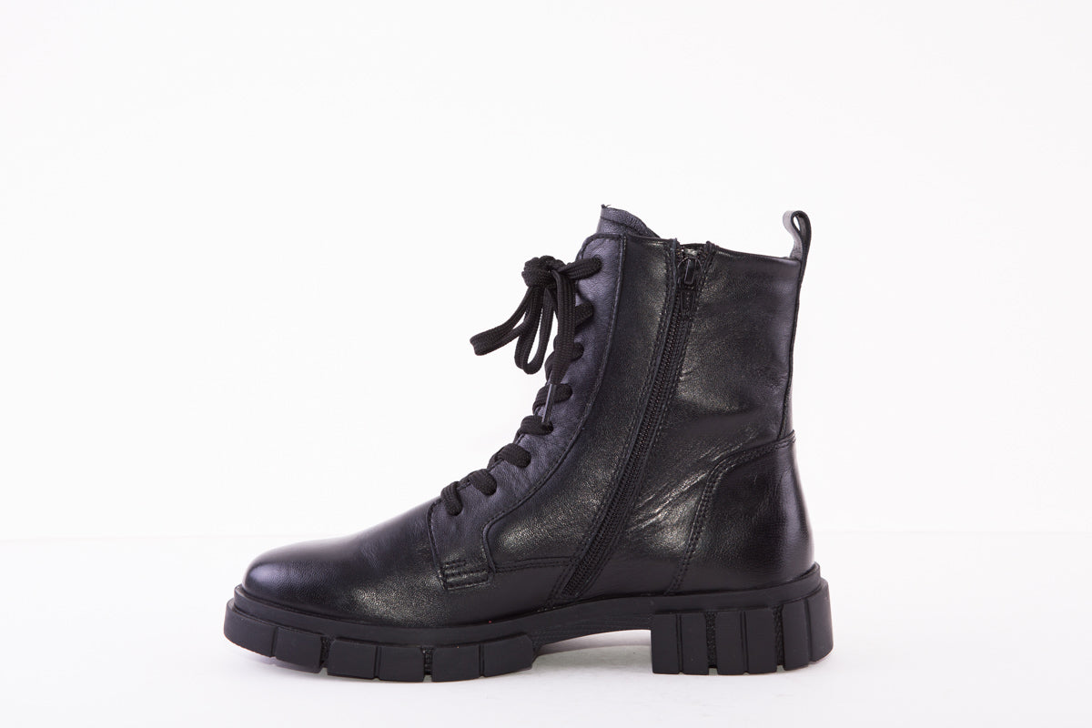 Bagatt D31-A9638 Black Low Heel Lace-Up Ankle Boot – Victor Dwyer