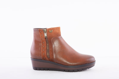 SUSST - HAYLEY21 MEDIUM WEDGE ZIP ANKLE BOOT - TAN
