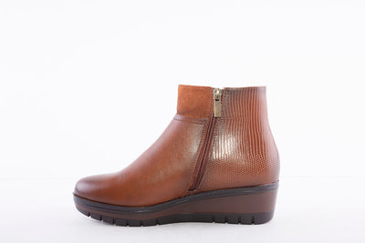 SUSST - HAYLEY21 MEDIUM WEDGE ZIP ANKLE BOOT - TAN