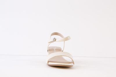 TAMARIS - 28249-432 LOW BLOCK HEEL SANDAL - CREAM