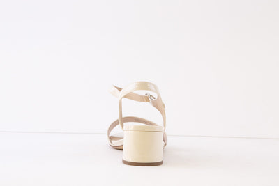 TAMARIS - 28249-432 LOW BLOCK HEEL SANDAL - CREAM
