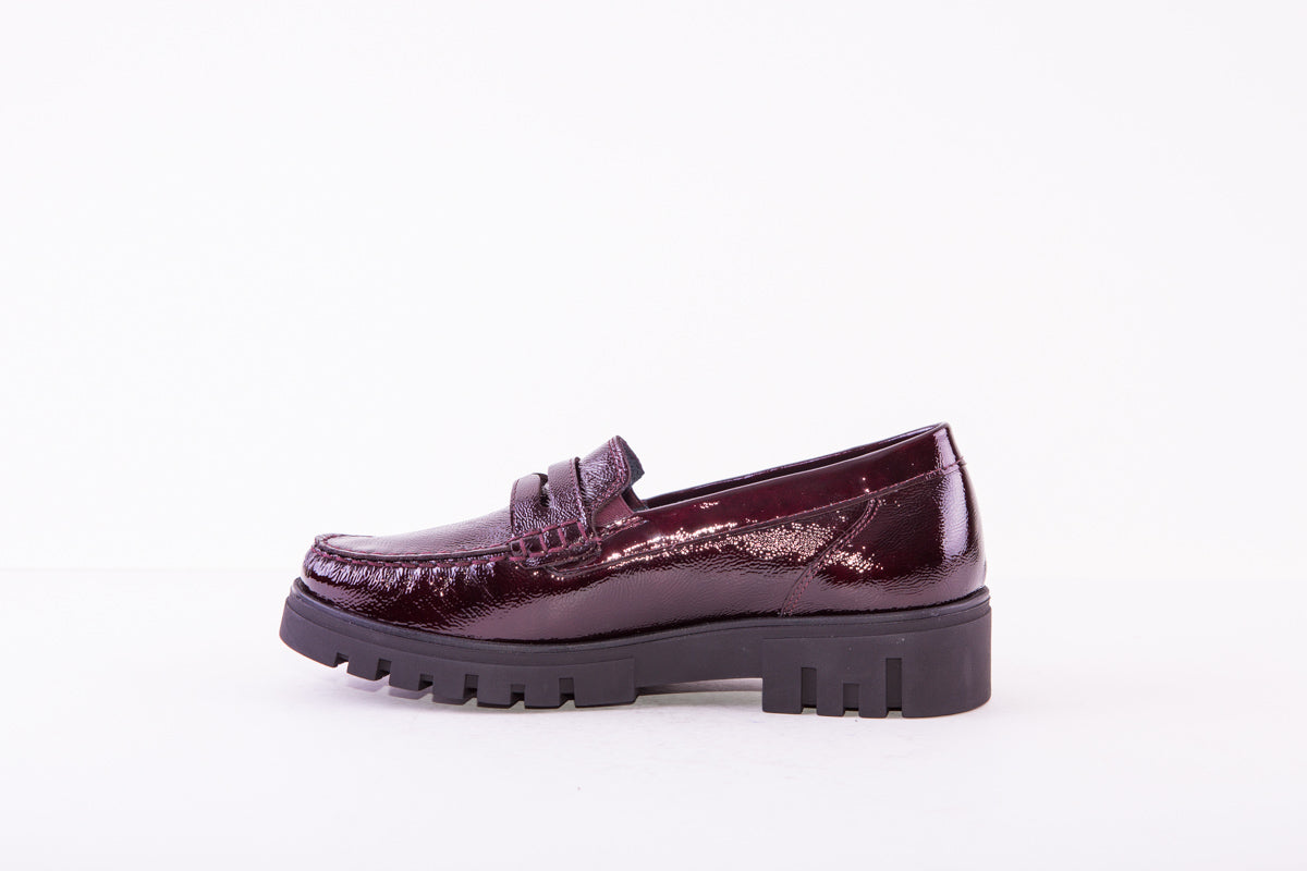 WALDLAUFER - 723502 143 SERENA-CHUNKY LOAFER - WINE PATENT