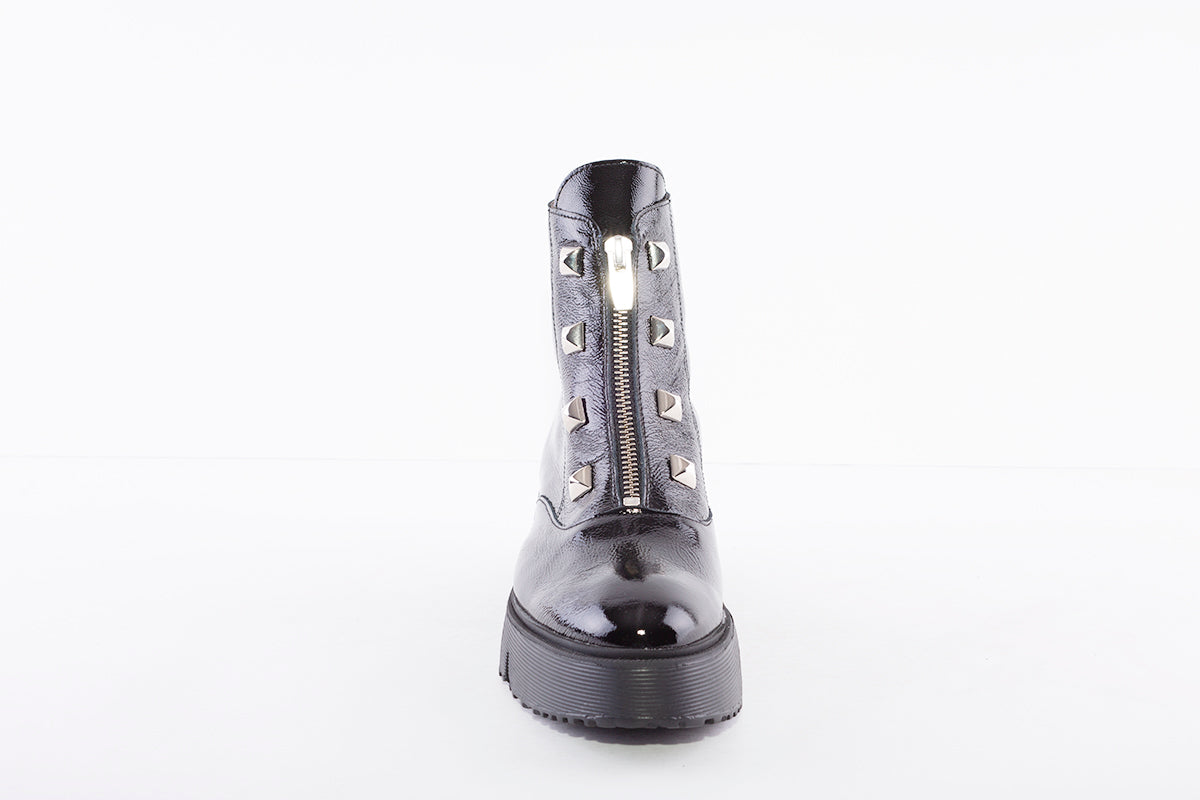 WONDERS - A-9301 LOW WEDGE ANKLE BOOT - BLACK PATENT