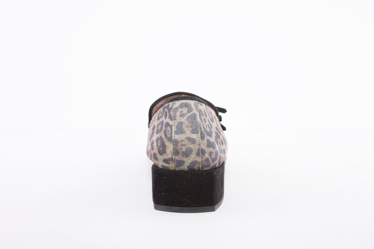 WONDERS - C-5802 LOW HEEL LOAFER - GREEN LEOPARD