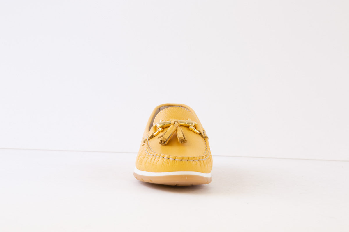 AEROBICS - 8380.003 FLAT SLIP-ON MOCCASIN SHOE - MUSTARD