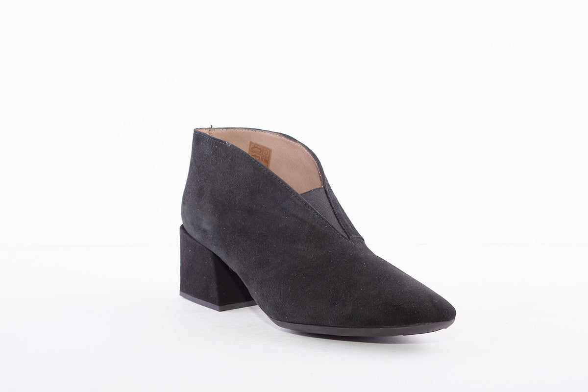 WONDERS - I-7803 MEDIUM HEEL ANKLE BOOT - BLACK SUEDE