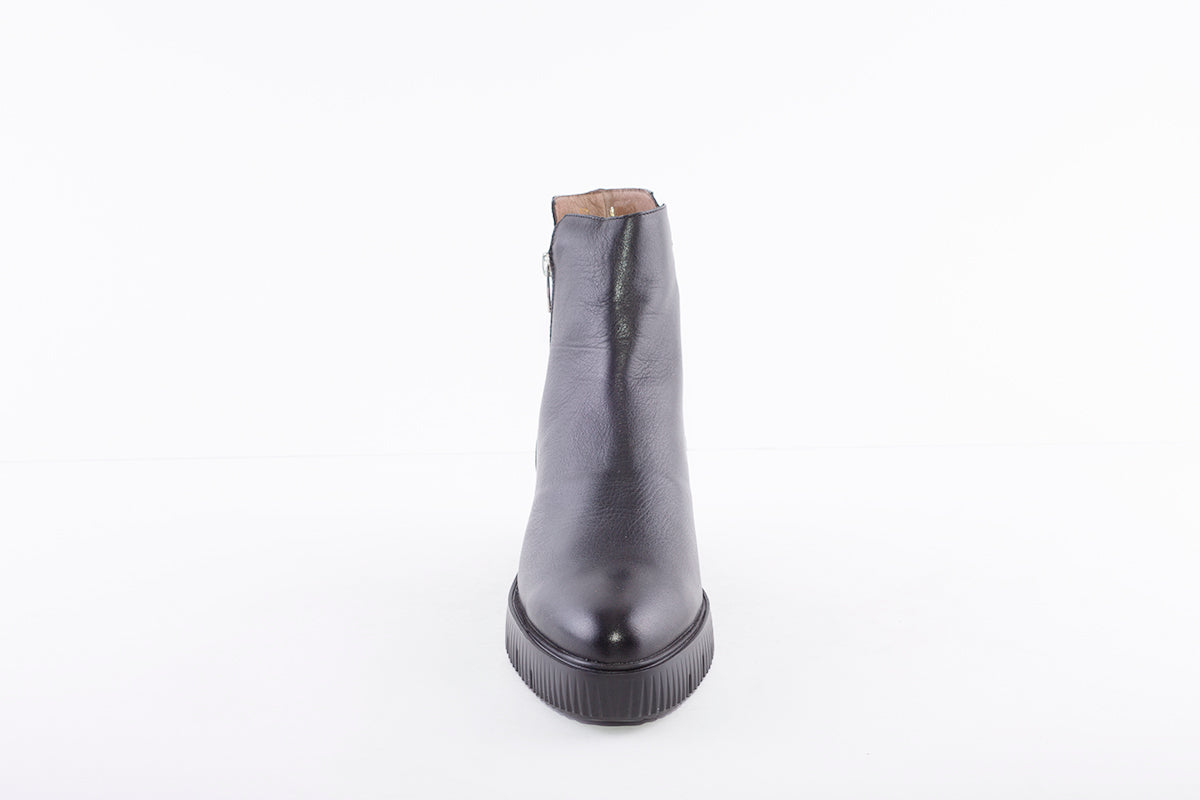 WONDERS - E-6224 LOW WEDGE ANKLE BOOT - BLACK LEATHER/SNAKE