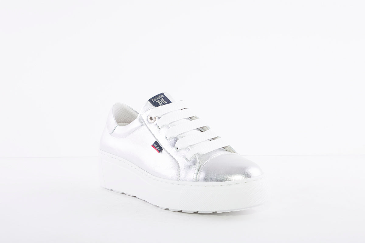 CALLAGHAN - 14913 LACED PLATFORM TRAINER - SILVER