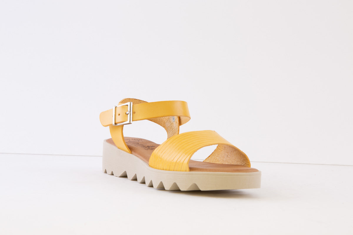 VALERIAS - 9108 FLAT BUCKLE SANDAL - YELLOW